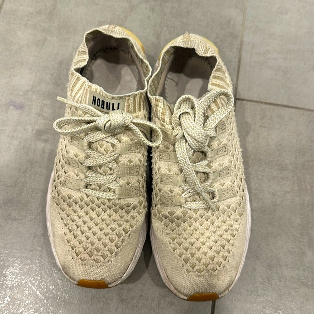 Nobull shoes size 8